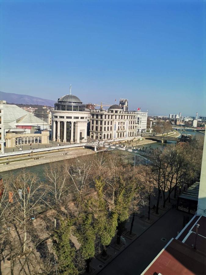 Calla 5 Apartment - Main Square, In The City Shopping Center - Parking Slot With Security And Video Camera 斯科普里 外观 照片