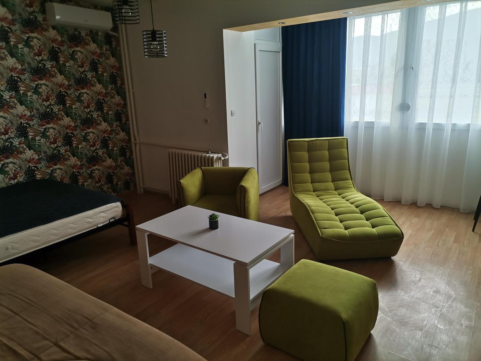 Calla 5 Apartment - Main Square, In The City Shopping Center - Parking Slot With Security And Video Camera 斯科普里 外观 照片