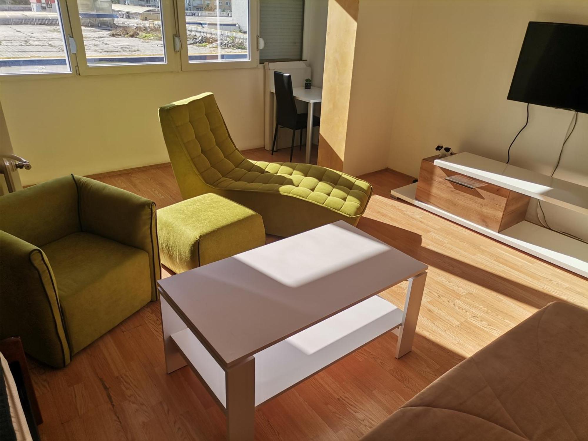 Calla 5 Apartment - Main Square, In The City Shopping Center - Parking Slot With Security And Video Camera 斯科普里 外观 照片