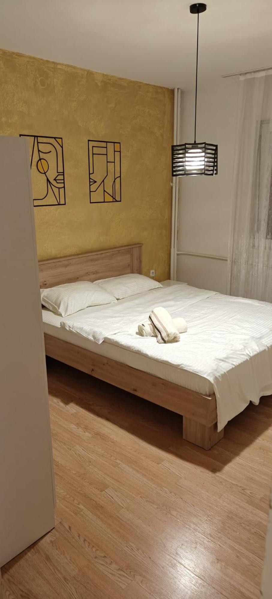 Calla 5 Apartment - Main Square, In The City Shopping Center - Parking Slot With Security And Video Camera 斯科普里 外观 照片