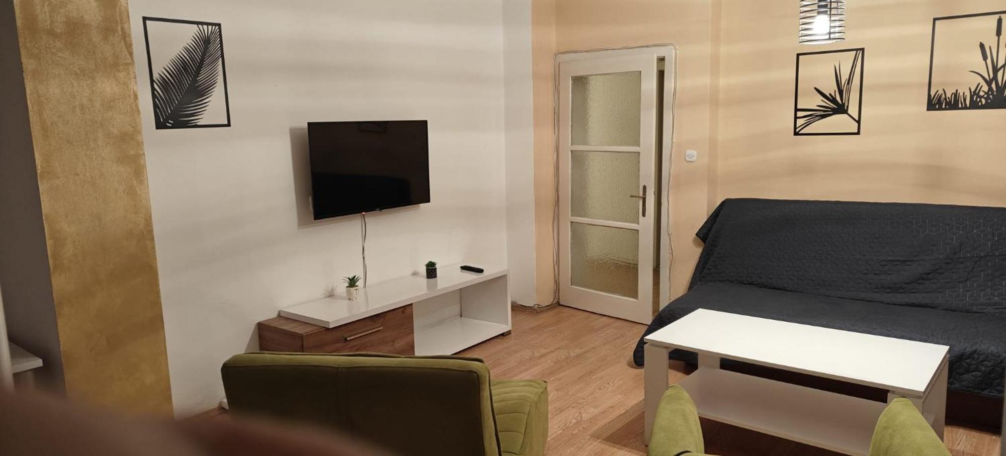 Calla 5 Apartment - Main Square, In The City Shopping Center - Parking Slot With Security And Video Camera 斯科普里 外观 照片